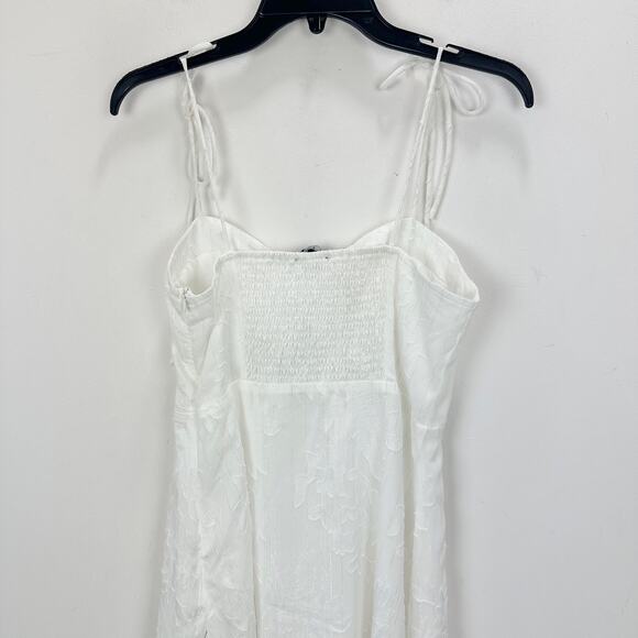 Lulus Loveliest Looks White Floral Jacquard Tie-Strap Midi Dress Medium NWT - Picture 11 of 13